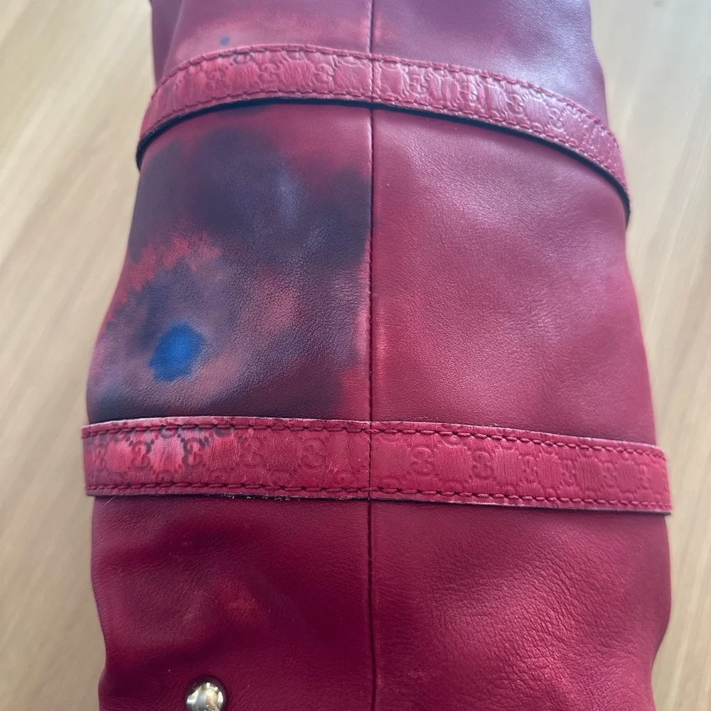 Red Gucci Boston Bag (Authentic but in Poor Condition) - Picture 4 of 11